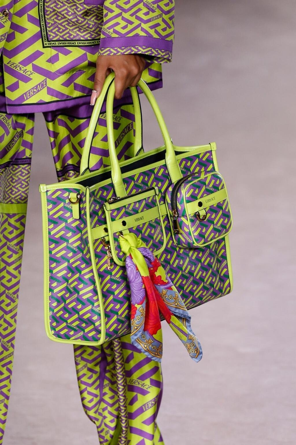 Versace kolekcia jar/leto 2022.