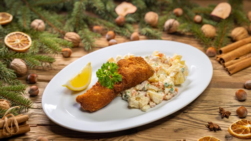 Christmas,Fried,Carp,With,Potato,Salad