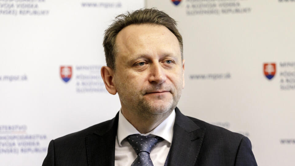Na snímke minister pôdohospodárstva a rozvoja vidieka SR (MPRV SR) Samuel Vlčan počas tlačovej konferencie na tému realizácia výzvy pre dobročinné a charitatívne organizácie 27. januára 2023 v Bratislave. FOTO TASR - Dano Veselský