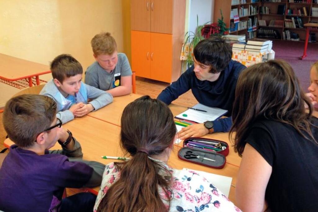 Umývačka na psie labky: Praktický nápad od detského start-upu