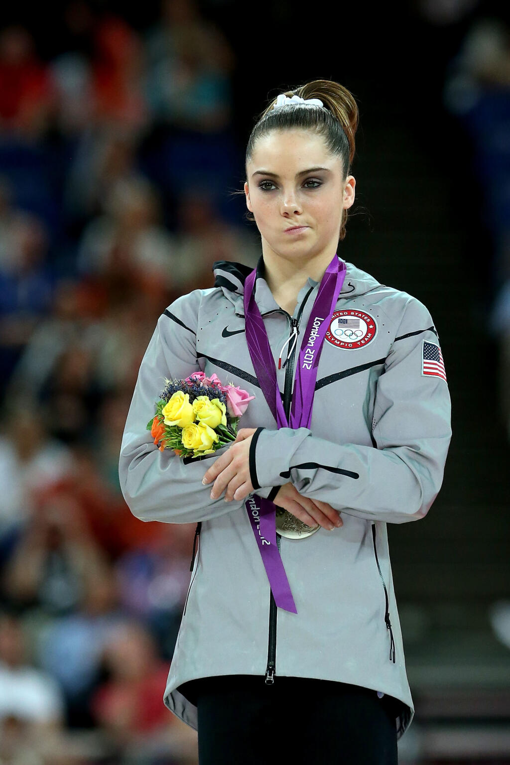 Gymnastku McKaylu Maroneyovú poznajú fanúšikovia vďaka medailám z olympiády, vďaka fotke, z ktorej sa stalo meme a podklad pre vtipné koláže a upozornila na seba aj obnaženými fotkami, ktoré jej hackeri vykradli z mobilu a uverejnili na internete.