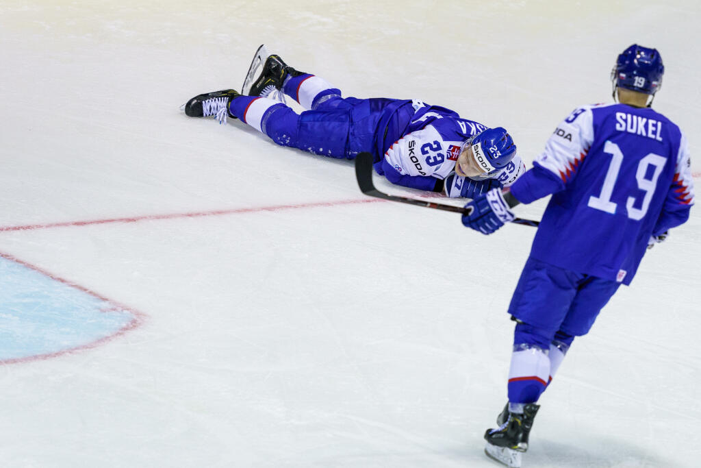 Na snímke Adam Liška počas zápasu A skupiny hokejových Majstrovstiev sveta IIHF 2019 medzi reprezentáciami Slovenska a Kanady.