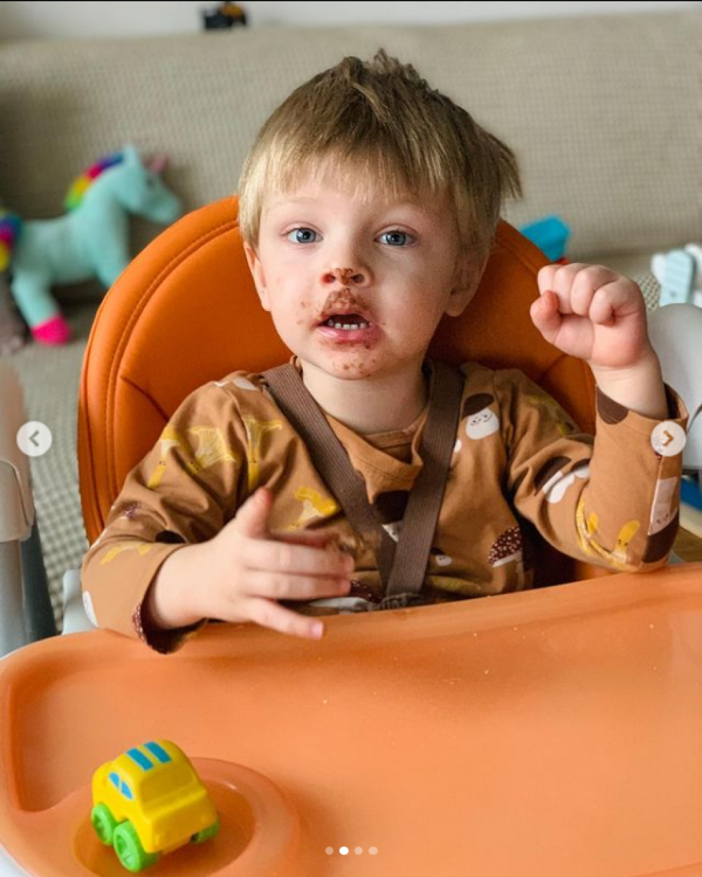 Synček Barbory Švidraňovej už poriadne narástol a je to krásny chlapec. Ona pri ňom vyzerá ako jeho staršia sestra!