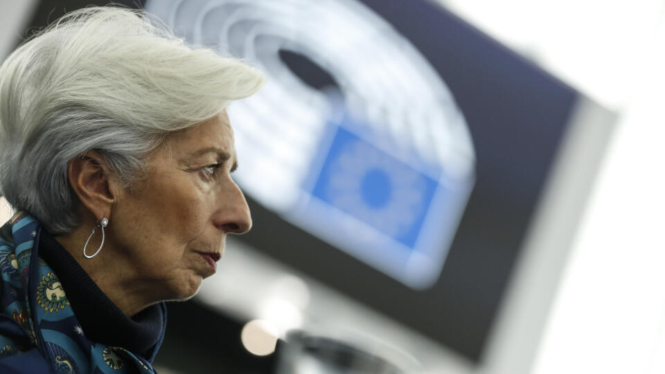 JB 25 Štrasburg - Prezidentka Európskej centrálnej banky (ECB) Christine Lagardeová počas prejavu o výročnej správe ECB za rok 2019 na plenárnom zasadnutí Európskeho parlamentu v Štrasburgu 11. februára 2020. Lagardeová uviedla, že rast ekonomiky eurozóny je naďalej mierny. FOTO TASR/AP
Christine Lagarde president of the ECB before making a speech during the annual report 2018 of the ECB, before the European Parliament's economic and monetary affairs committee at the European Parliament in Str