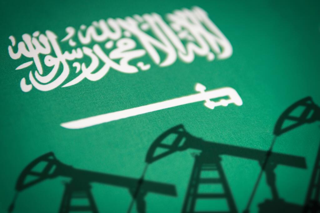 The,Oil,Industry,Of,Saudi,Arabia.,Oil,Rigs,On,The