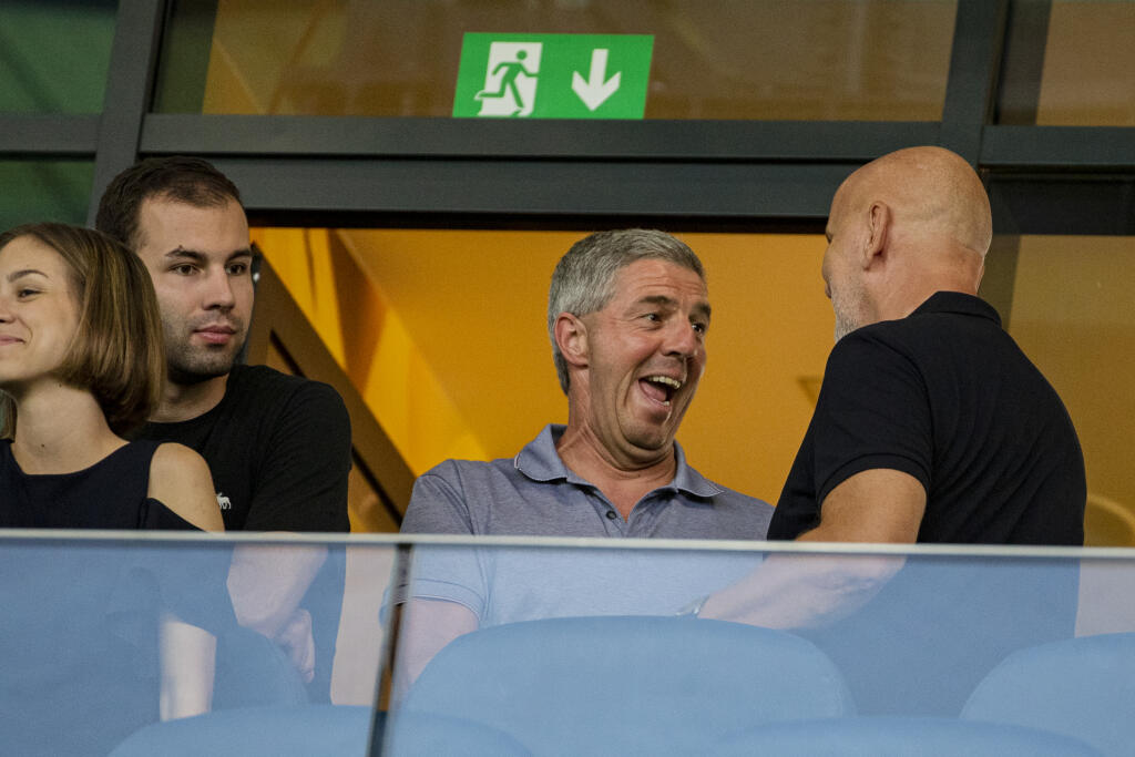 Béla Bugár je futbalový fanúšik. Druhé predkolo Európskej ligy medzi DAC Dunajská Streda a Atromitos FC sledoval priamo na štadióne. Spoločnosť mu robil mecenáš DAC Oszkár Világi.