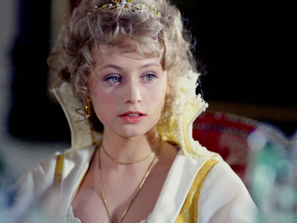 V televíznom seriály Arabela sa vracia (1992) nahradila Miroslava Šafránková herečku Janu Nagyovú z prvého cyklu Arabely. Symbolicky ako svoj návrat k českému filmu v deväťdesiatych rokoch.
