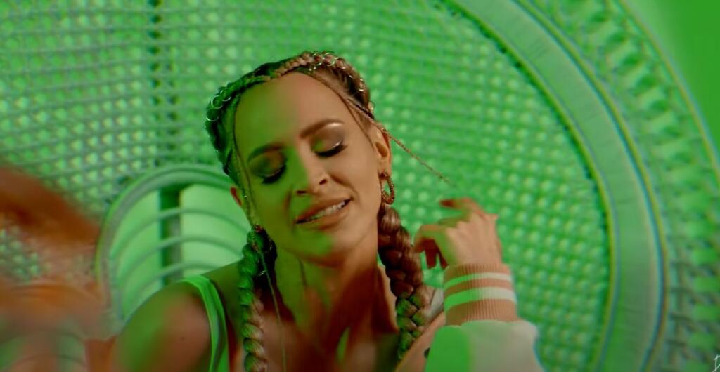 Kauza Mirgová a Markíza neutícha: Dominika v novej pesničke naráža na Markízu, ako ju neobsadila do Let's Dance.