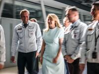 Prezidentka Čaputová v žilinskej fabrike: Kia XCeed ju zaujala jedným nápadným detailom