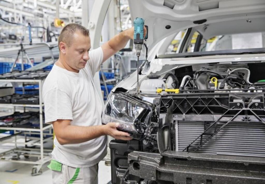 Čo môže urobiť Volkswagen Slovakia s nadbytočnými zamestnancami