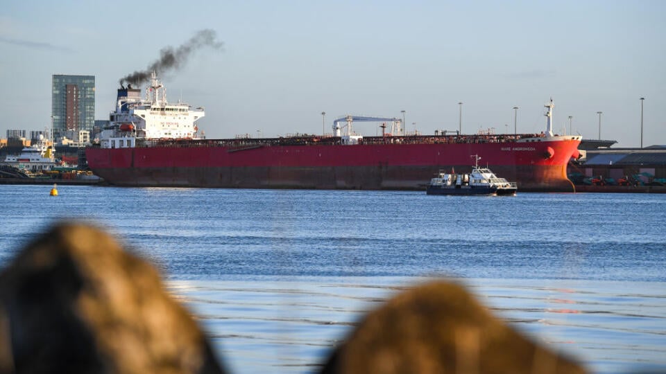 Oil Tanker Held Up By Stowaways Off The British South Coast Heads For Port