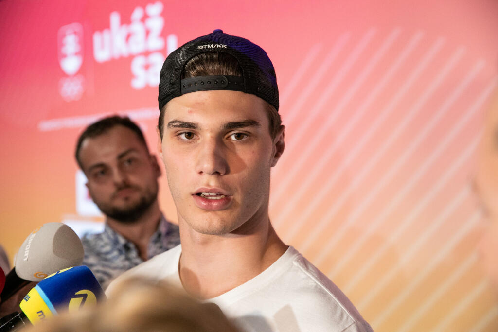 Juraj Slafkovský si zvyká na popularitu aj v zámorí.