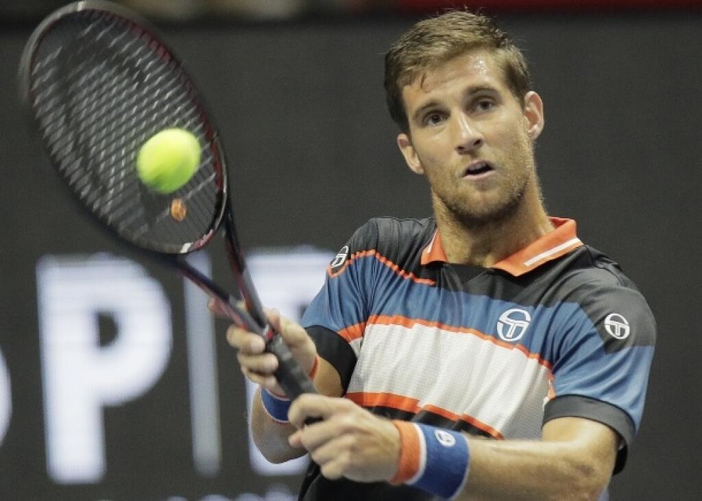 Slovenskému tenistovi Martinovi Kližanovi patrí vo svetovom rebríčku WTA 41. miesto. V tomto roku vyhral tenisový turnaj v rakúskom Kitzbüheli. V Petrohrade prehral až vo finále s Dominikom Thiemom.