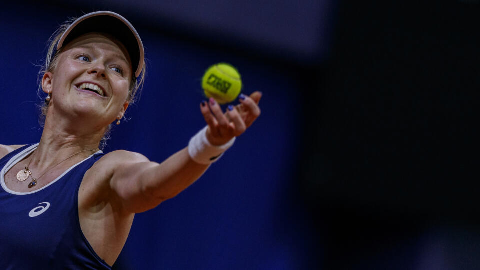 Na snímke Harriet Dart počas druhého zápasu druhého hracieho dňa kvalifikačného Fed Cupového stretnutia medzi Slovenskom a Veľkou Britániou.