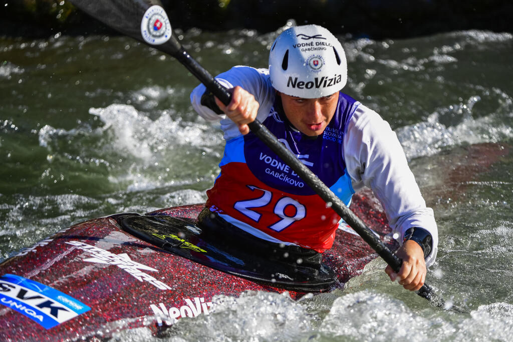 Na snímke slovenská kajakárka Soňa Stanovská počas semifinále K1 žien na majstrovstvách sveta vo vodnom slalome v Areáli vodných športov Divoká voda v bratislavskom Čunove v sobotu 25. septembra 2021. FOTO TASR - Jaroslav Novák