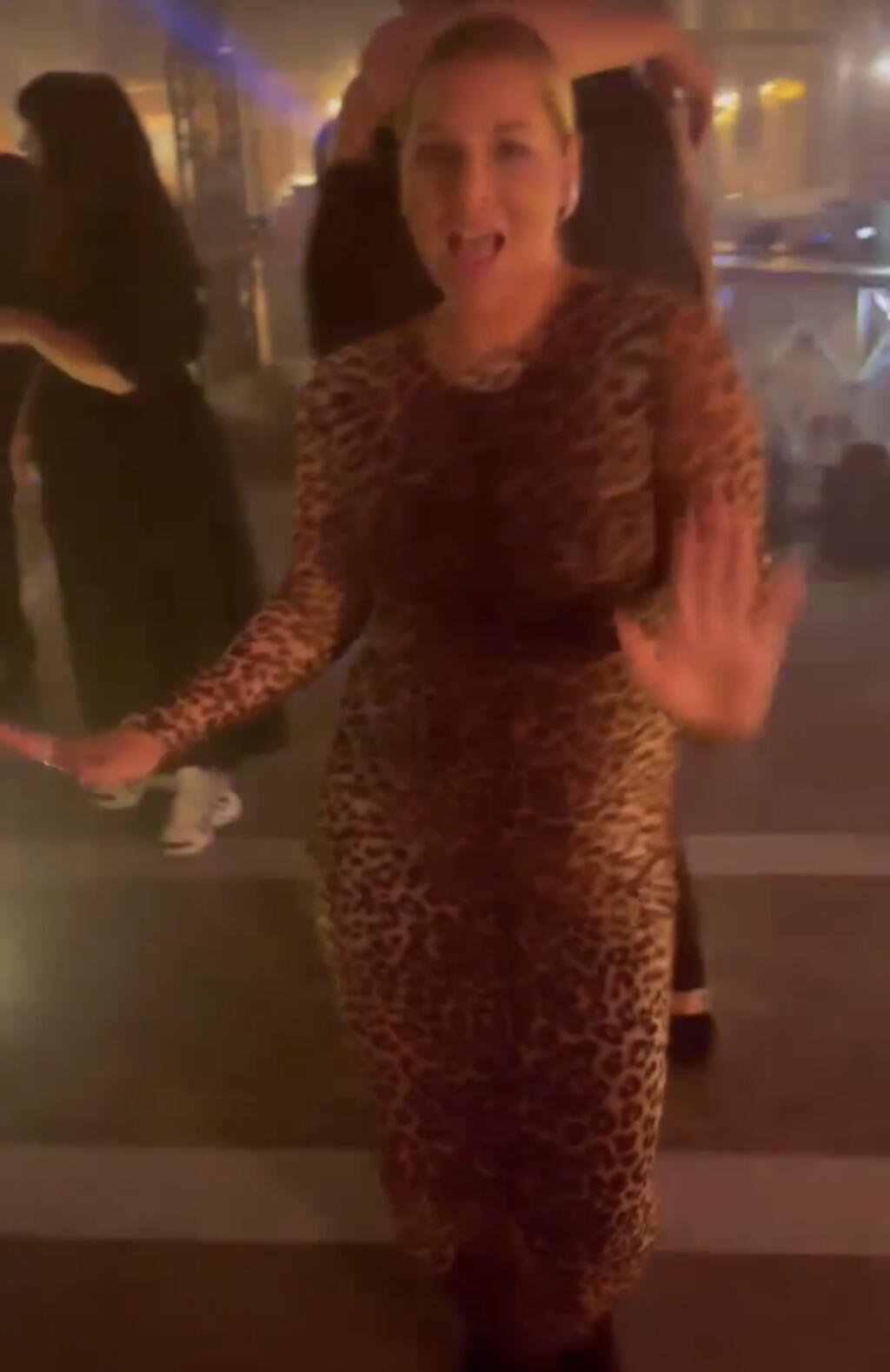 Čoskoro dvojnásobná matka to napriek tehotenstvu rozbalila vo veľkom štýle. Nebolo to však vidieť ešte tak výrazne, ako cez víkend v Bratislave na Fashion LIVE! 2022.
