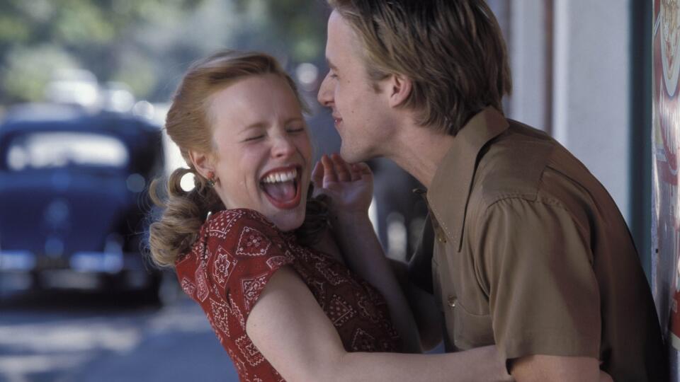 Rachel McAdams a Ryan Gosling si spolu zahrali v nezabudnuteľnom romantickom filme Zápisník jednej lásky.