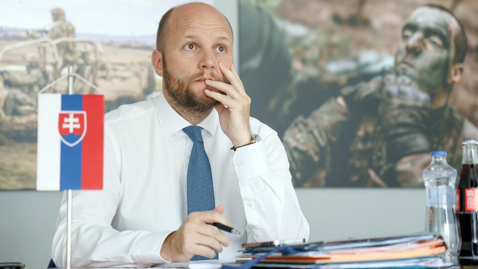 Slovenský minister tiež privítal návrh na vytvorenie výcvikovej a poradenskej misie EÚ pre Ukrajinu
