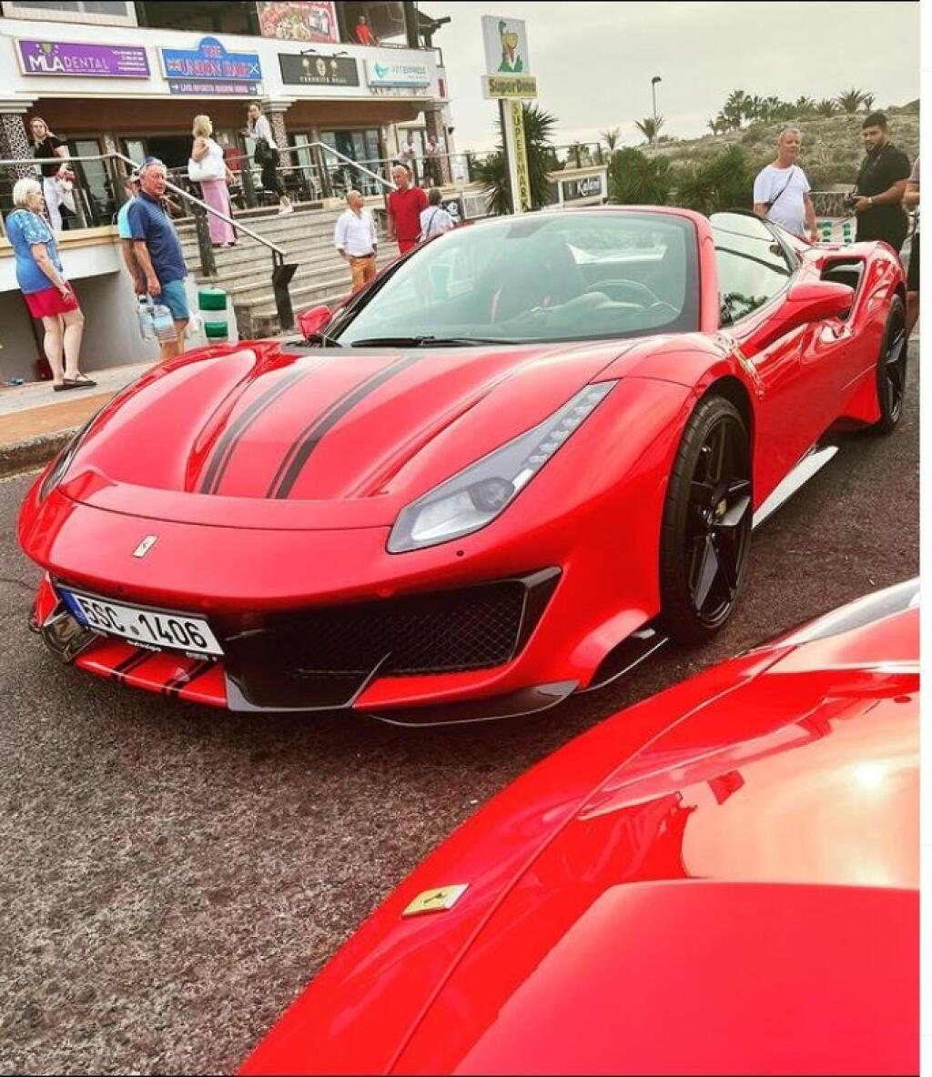 Belohorcová s manželom na Tenerife zorganizovali párty roka.