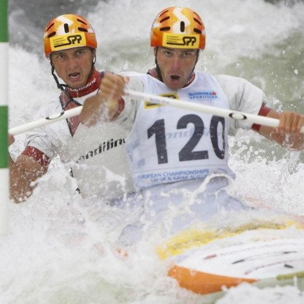 Hlavným cieľom slovenských reprezentantov na MS vo vodnom slalome boli miestenky na budúcoročné olympijské hry v Tokiu. V španielskom Seu d'Urgell splnili plán na tri štvrtiny.