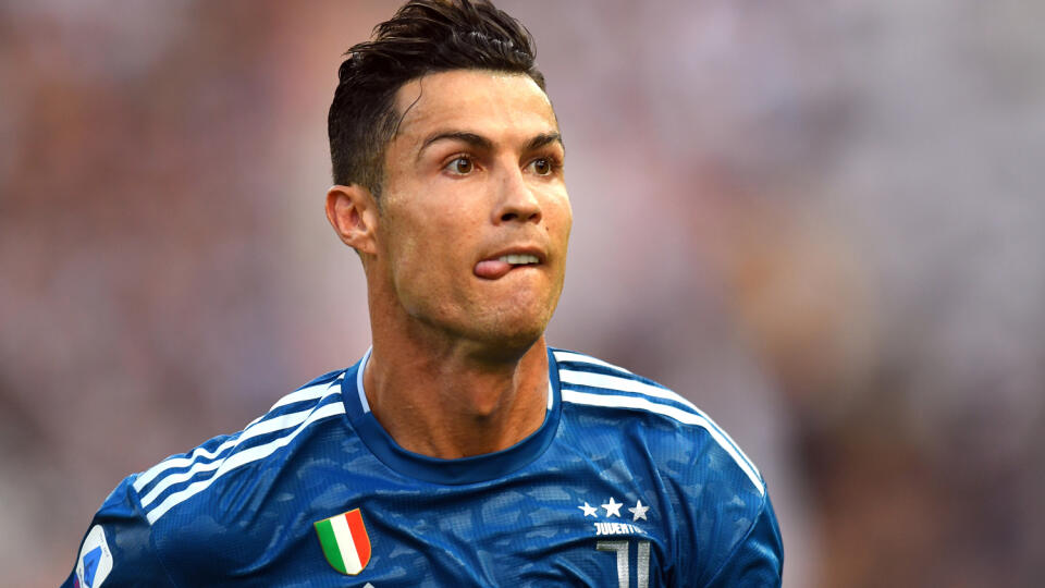 Cristiano Ronaldo nenastúpil s odznakom, ktorý označuje najlepších hráčov Serie A.