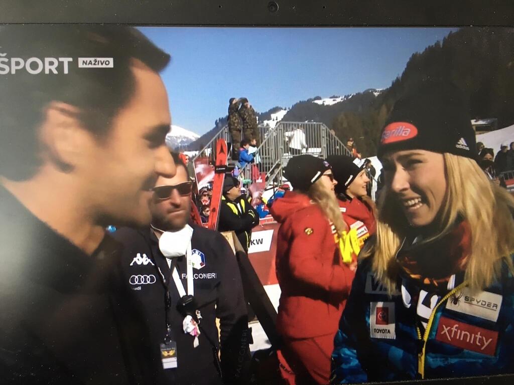 Rozhovor s Federerom si nenechala ujsť ani americká lyžiarka Mikaela Shiffrinová.