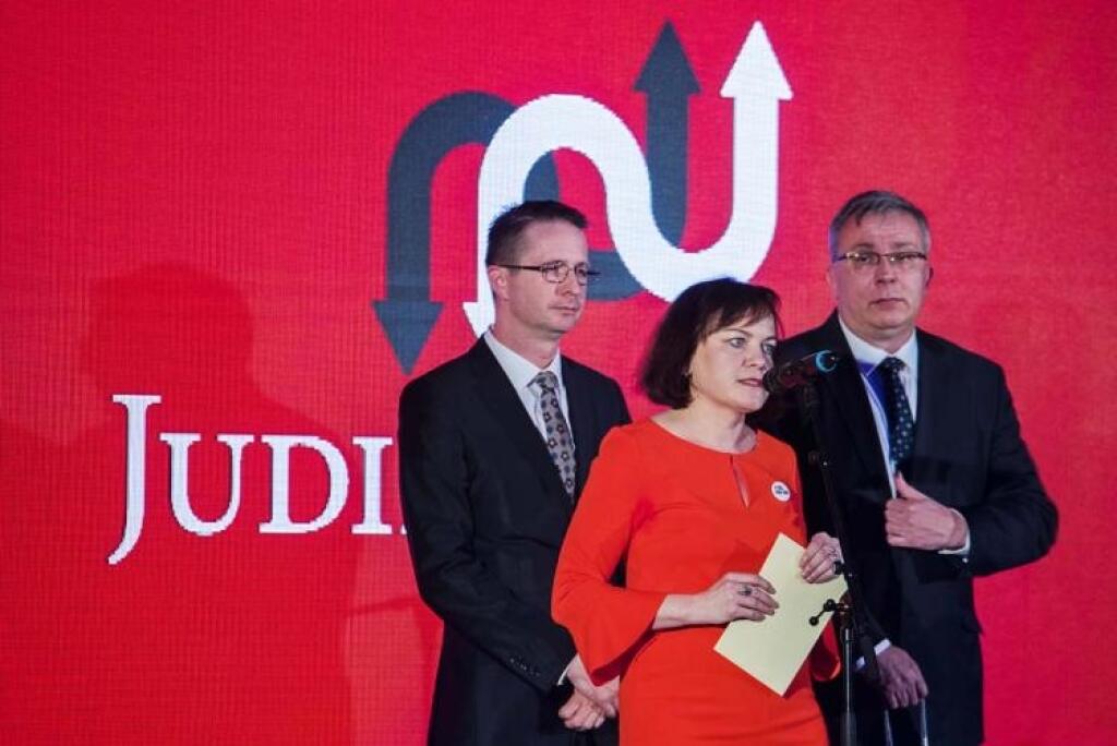 Judikát roka: Najlepším súdnym rozhodnutím sa stal „nástenkový tender“