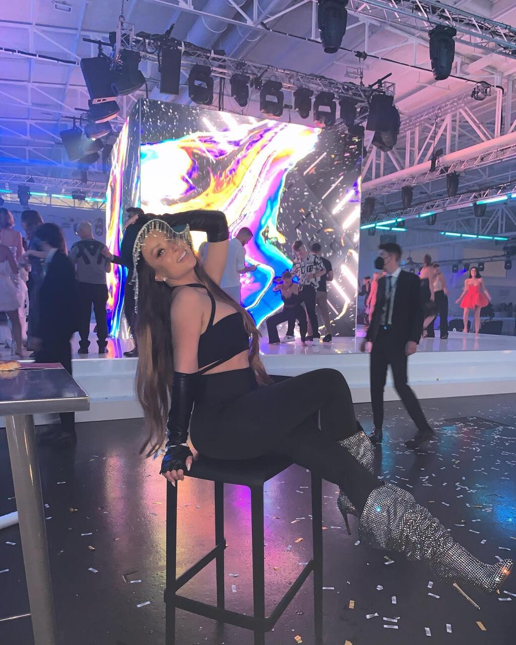 Veronika Nízlová je po narodení dcérky sexi mama.