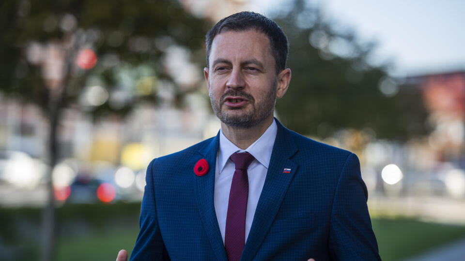Na snímke predseda vlády SR Eduard Heger (OĽaNO) počas brífingu ku protipandemickým opatreniam v Bratislave 9. novembra 2021. FOTO TASR - Jaroslav Novák