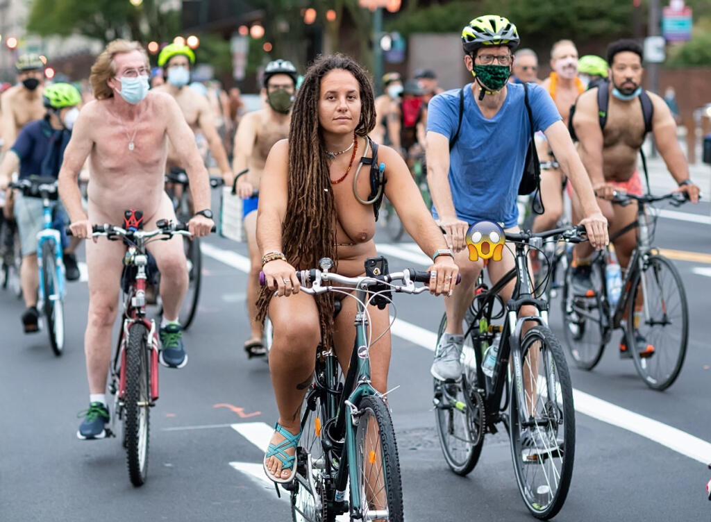 Bicykle a športovci, ktorí ukázali úplne všetko. Americké mesto Philadelphia opäť ožilo a zaplnilo sa obnaženými cyklistami.