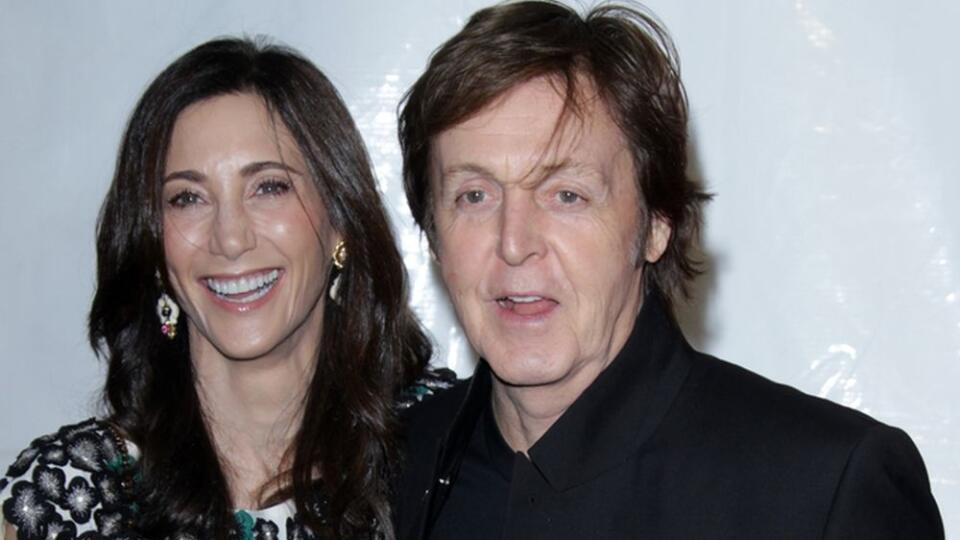 Vlos,Angeles,-,Feb,10:,Nancy,Shevell,,Paul,Mccartney,Arrives