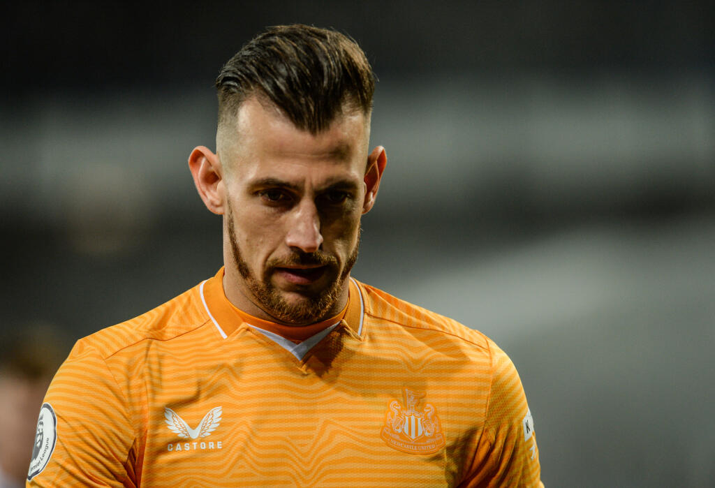 Z druhej strany ihriska sledoval hororový incident slovenský reprezentačný brankár v službách Newcastlu United Martin Dúbravka.