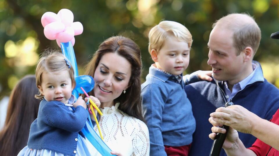 Princezná Charlotte, vojvodkyňa Kate, Pring George, Princ William