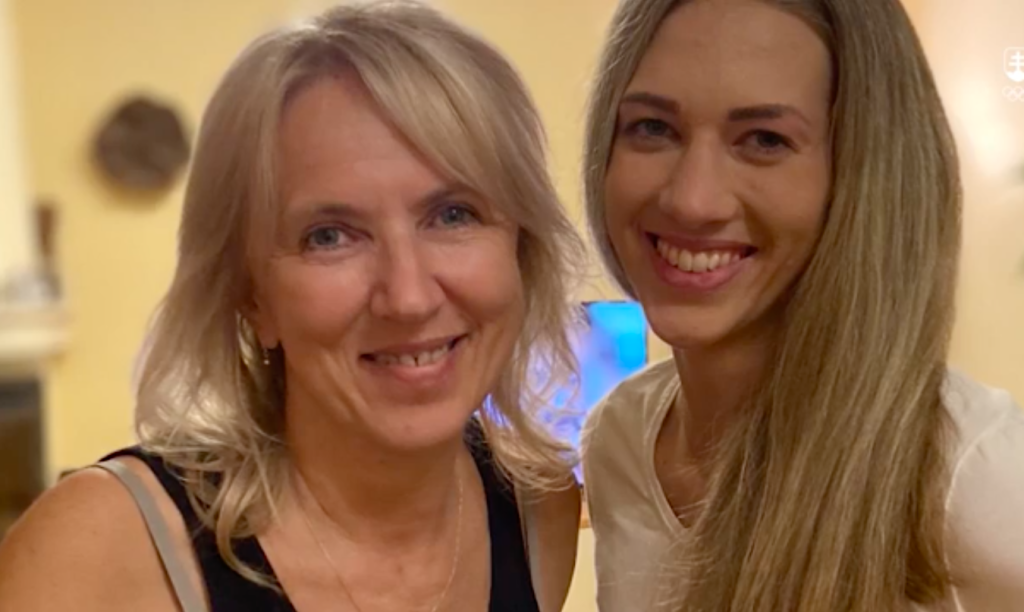 Lukostrelkyňa Alexandra Longová s maminou majú skvelý vzťah.