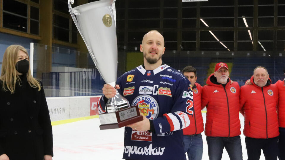 Kapitán hokejistov HKM Zvolen Radovan Puliš.