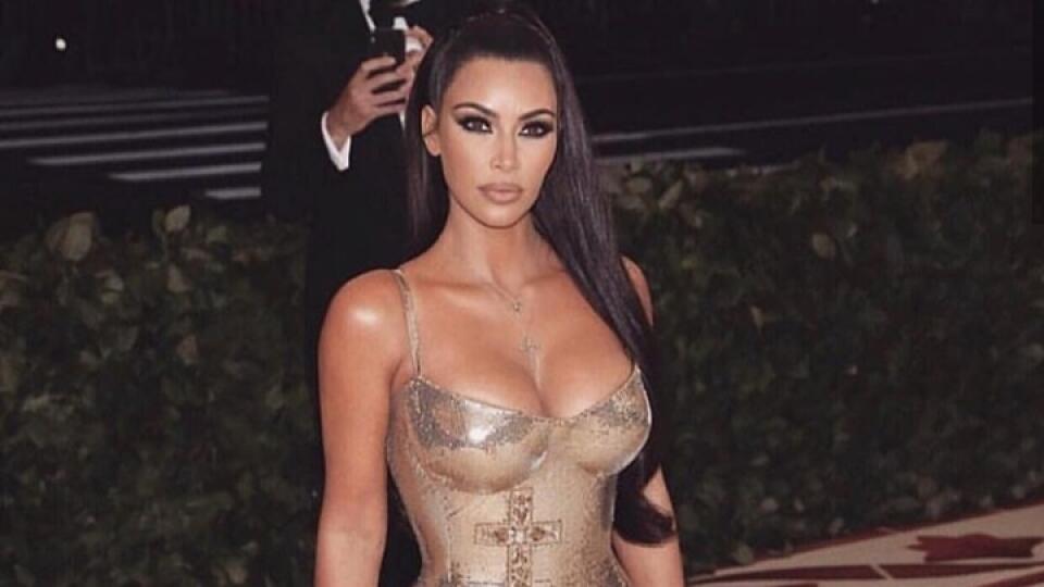 Kim Kardashian je hviezdou všade, kde sa objaví.