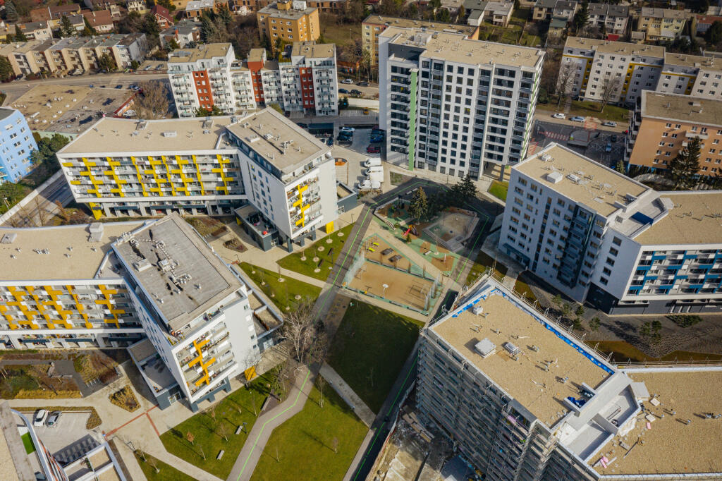 Na leteckej snímke developerský projekt Nuppu v Bratislave.