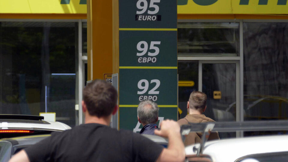 Queues at Odesa petrol stations