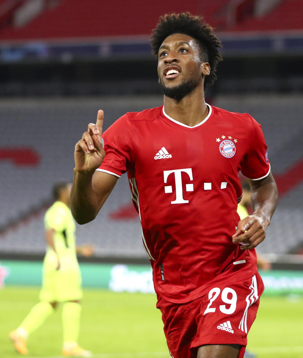 JB 3 Mníchov - Hráč Bayernu Kingsley Coman oslavuje štvrtý gól do bránky Atletico Madrid v zápase A-skupiny 1. kola skupinovej fázy Ligy majstrov Bayern Mníchov - Atletico Madrid v Mníchove 21. októbra 2020. FOTO TASR/AP
Bayern Munich's Kingsley Coman celebrates after scoring his team's fourth goal during the Champions League Group A soccer match between Bayern Munich and Atletico Madrid at the Allianz Arena in Munich, Germany, Wednesday, Oct. 21, 2020. (AP Photo/Matthias Schrader,Pool)