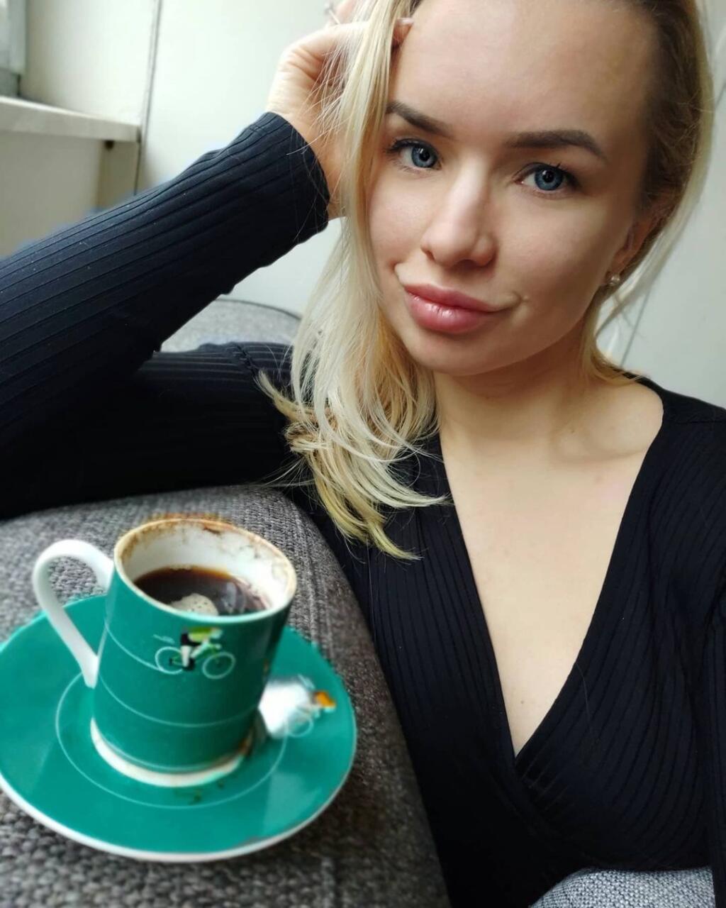 Tara Ginsová sa neplánuje obmedziť pri fotení sexi pikantných záberov.