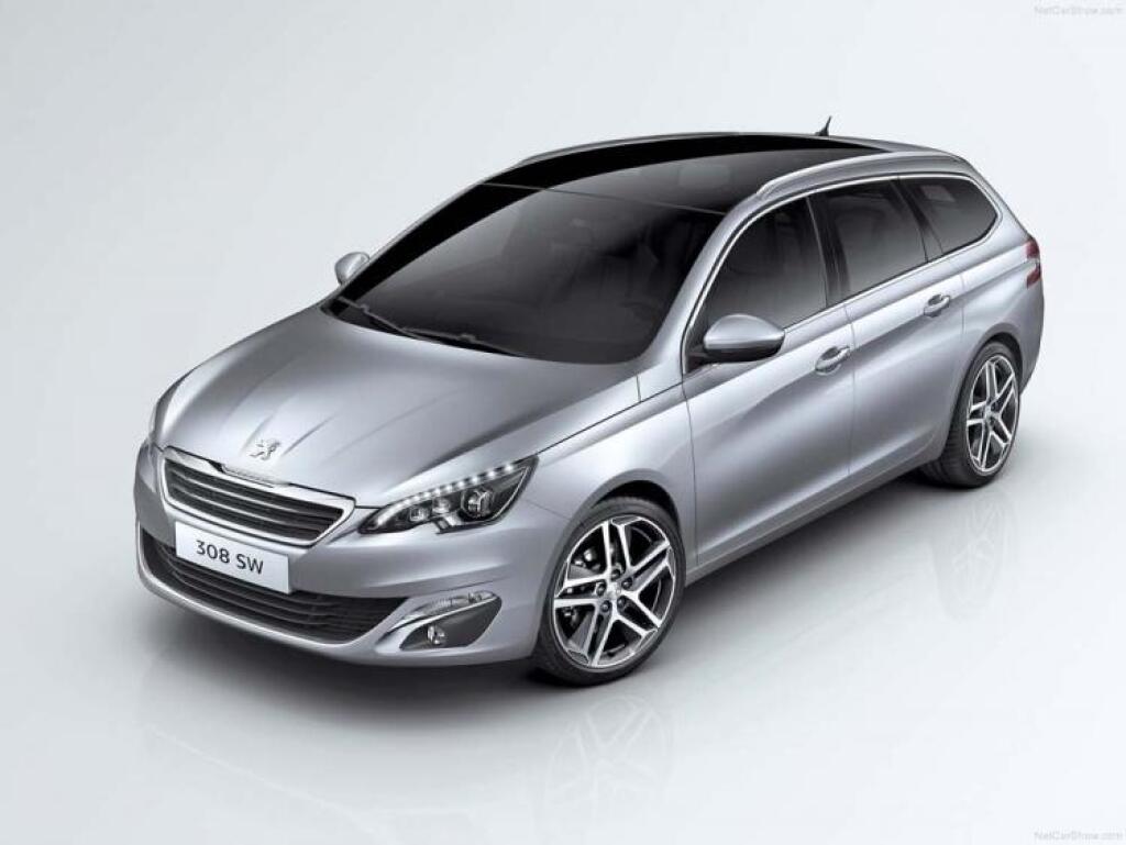 4x kombi verzus Peugeot 308 SW
