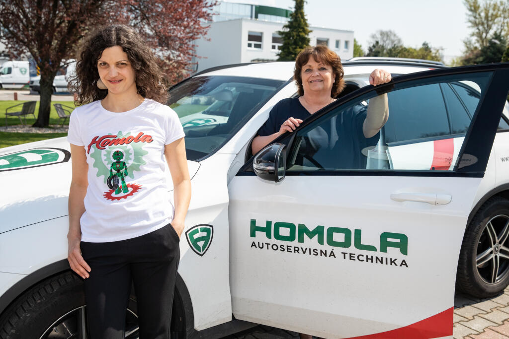 Rodinná firma Homola, autoservisná technika.