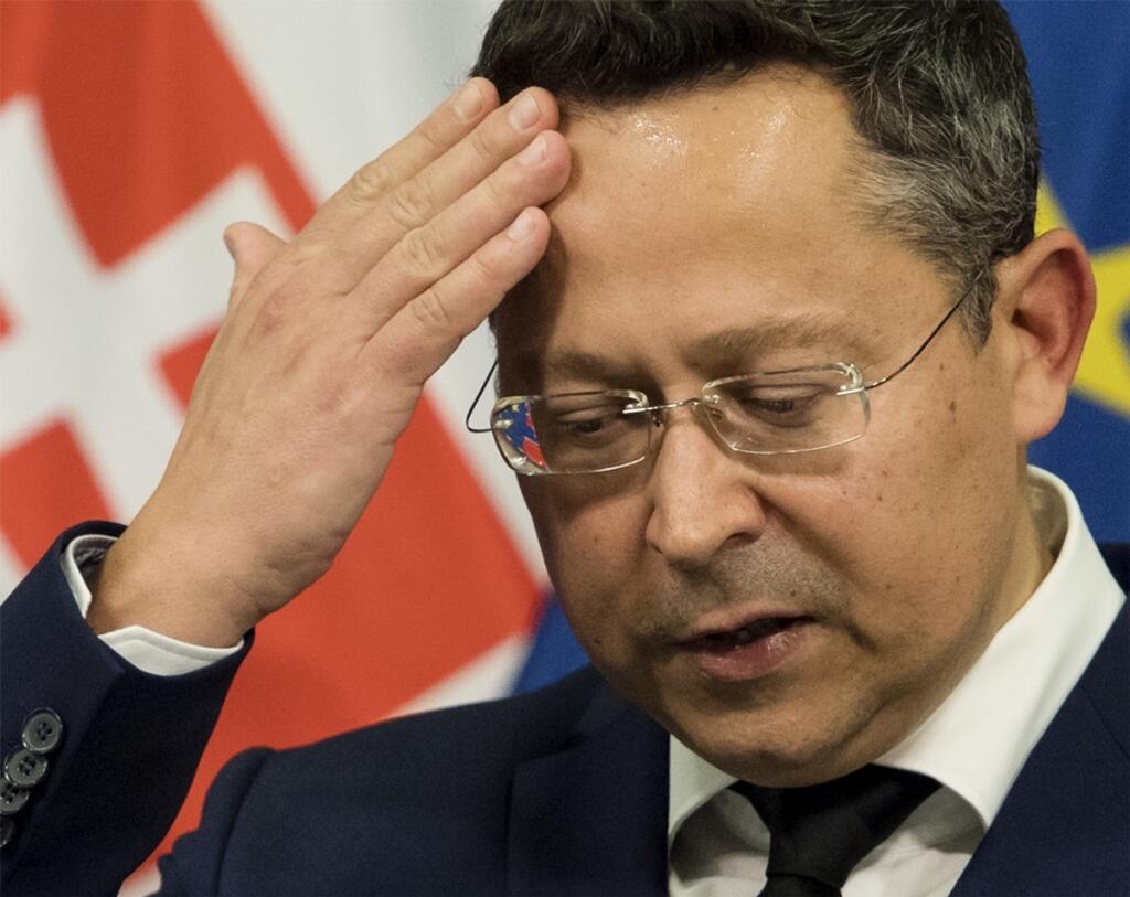 SR Bratislava Vláda Schôdza TK rozpočet BAX