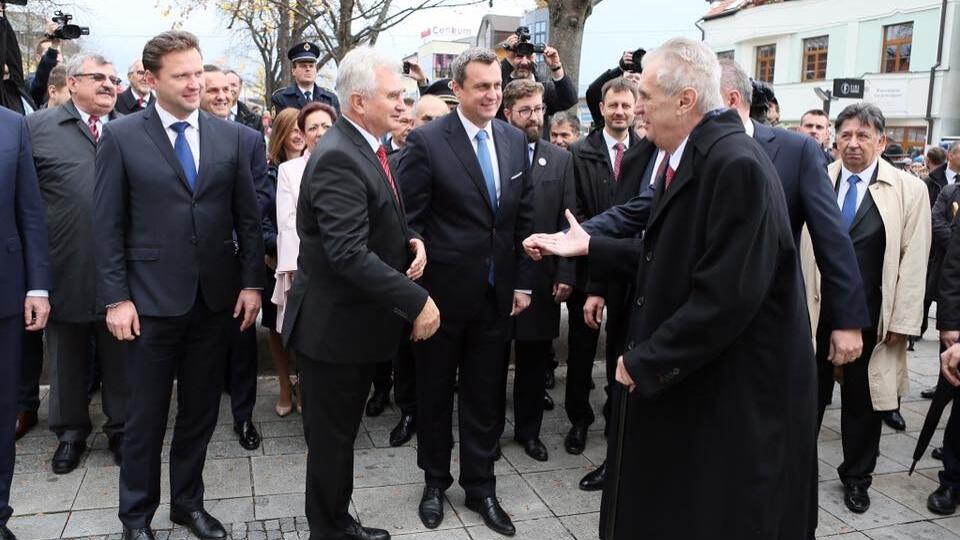 Český prezident Miloš Zeman, prezident Slovenskej republiky Andrej Kiska ,predseda Senátu Parlamentu Českej republiky Milan Štěch a predseda NRSR Andrej Danko pri príležitosti 100. výročia podpisu Martinskej deklarácie.