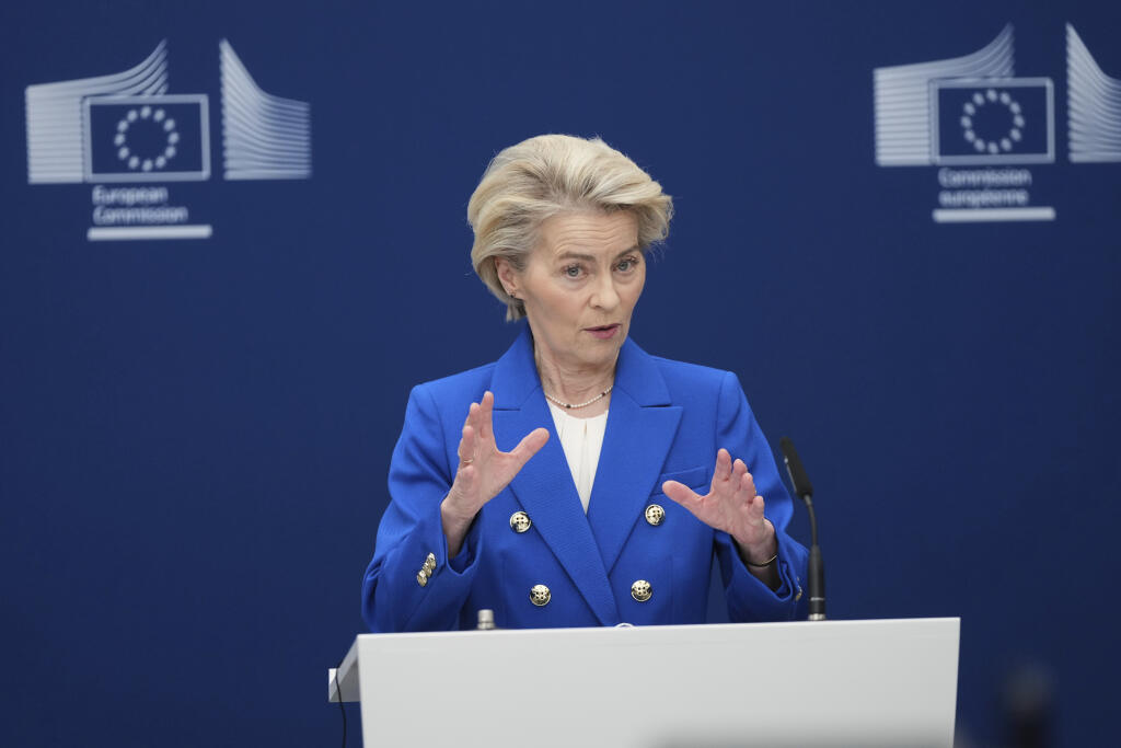 WA 23 Brusel - Na snímke šéfka Európskej komisie (EK) Ursula von der Leyenová informuje o plánoch na posilnenie európskeho obranného priemyslu a vojenských kapacít eurobloku na tlačovej konferencii v Bruseli v utorok 4. marca 2025. FOTO TASR/AP   

European Commission President Ursula von der Leyen speaks during a media conference on the defense package at EU headquarters in Brussels, Tuesday, March 4, 2025. (AP Photo/Virginia Mayo)