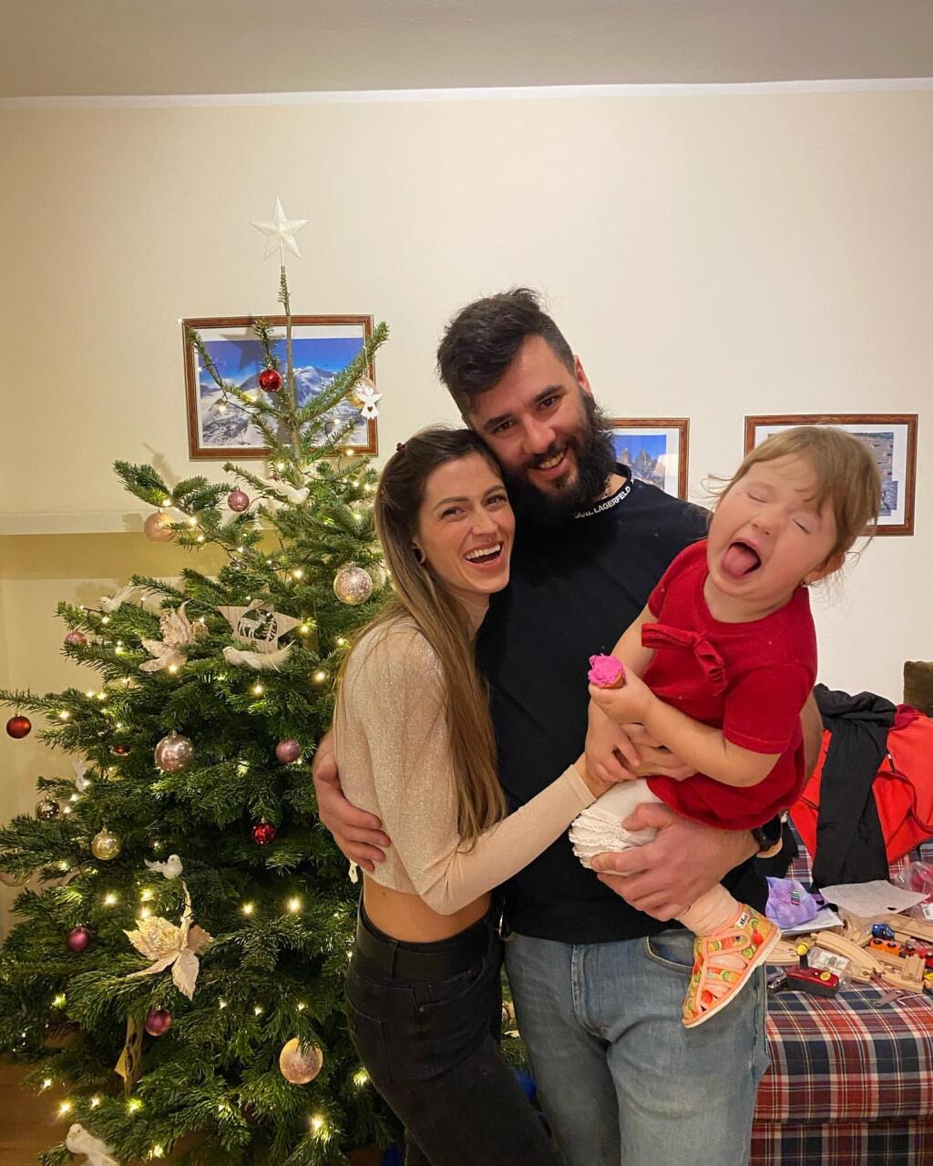 Vianočné foto rodinky Borisa Vlhu.