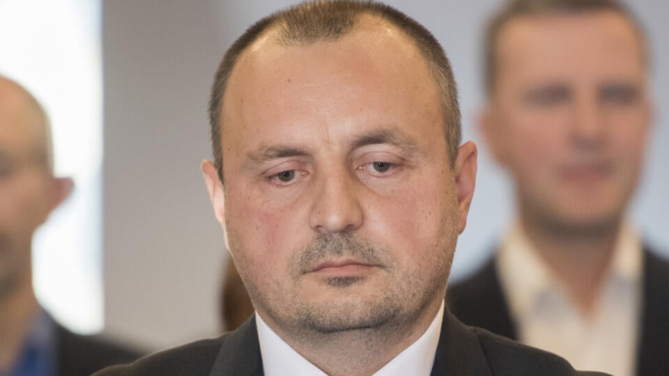 Na snímke bývalý šéf vyšetrovacieho tímu Gorila Kyselica počas predstavenia kandidačnej listiny OĽaNO do budúcoročných parlamentných volieb v Bratislave 3. decembra 2019. Kyselica kandiduje z 3. miesta. Kandidátku OĽaNO povedie pedagogička Mária Šofranko. Z čísla dva bude kandidovať odborník hnutia na obranu Jaroslav Naď, nasleduje bývalý policajný vyšetrovateľ Lukáš Kyselica. Líder hnutia Igor Matovič, ktorý bude kandidovať z posledného 150. miesta. FOTO TASR - Martin Baumann
