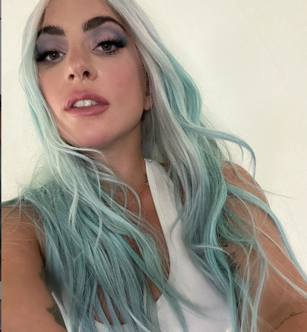 Lady GAGA