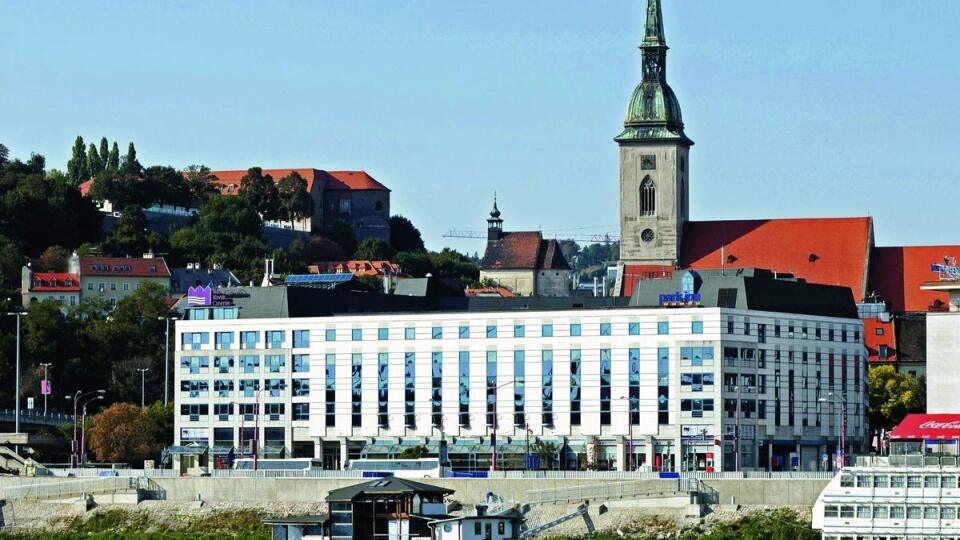 Park Inn Danube Hotel