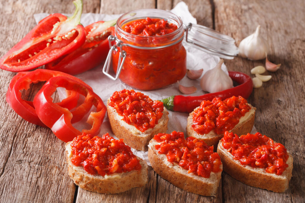 Nátierka plná voňavých ingrediencií, ktorá poskytuje množstvo vitamínu C, betakaroténu a vápnika.